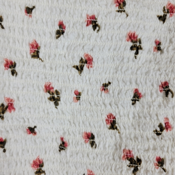 American Eagle Cropped Top - Picture 2 of 6